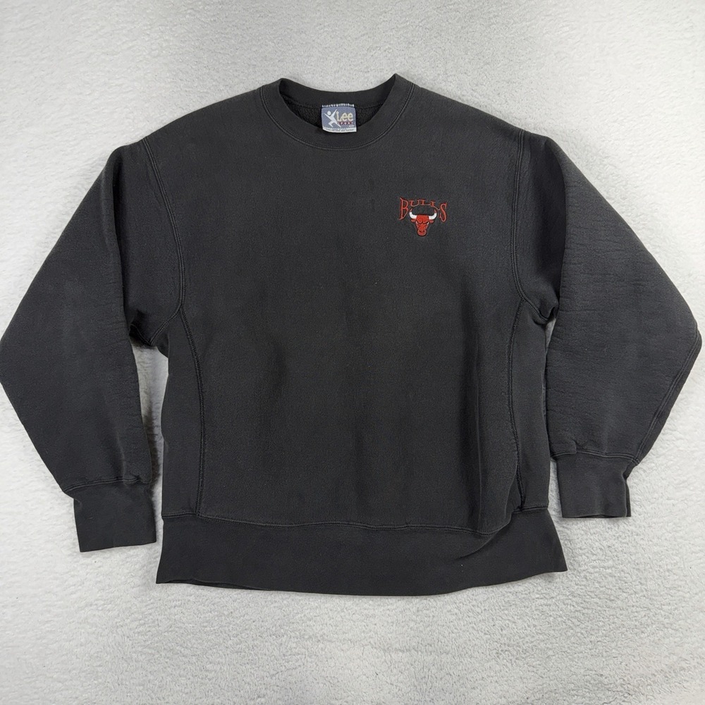 Vintage 90s Lee Sport Chicago Bulls Logo Crew Neck Spellout Embroidered XL USA